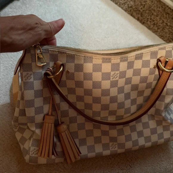 Louis Vuitton Lymington Damier in pristine condition. Absolutely perfect A++ - Picture 4 of 4